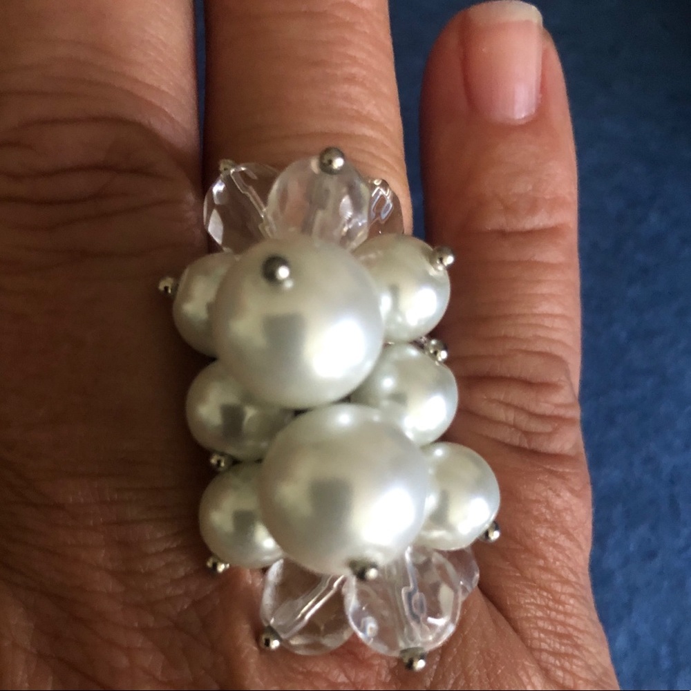 NIB LUX cocktail ring. Pearl-look